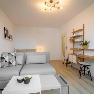  Apartment Sauber Und Modern, Netflix, Wifi, Flair, Küche Deutschland